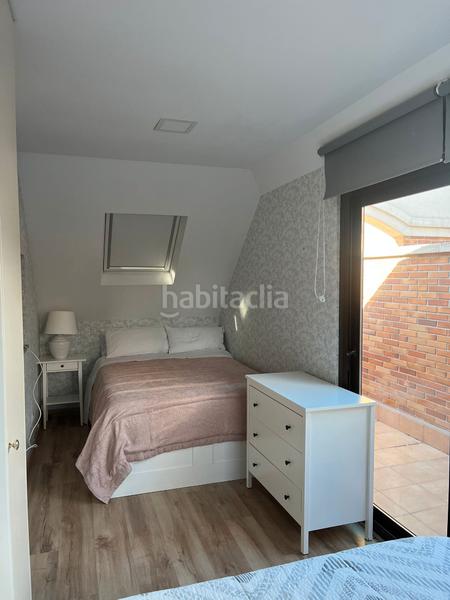 Foto 4f651a22-adfa-4ced-a4f0-80dce26d49fb. Attico con riscaldamento parcheggio piscina in Monte el Pilar Majadahonda