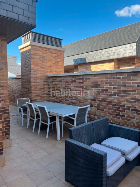 Foto 6bcfeb16-75e8-41b5-bd14-0d2b6bdd28cf. Attico con riscaldamento parcheggio piscina in Monte el Pilar Majadahonda