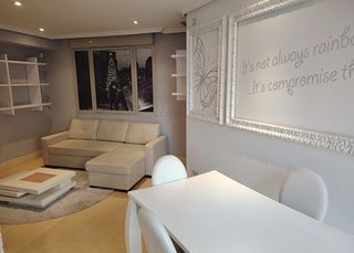 Miete Etagenwohnung  Calle del rodio. Alquiler piso zona de los metales