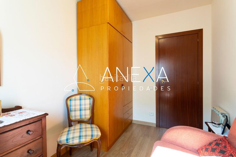 Foto 224fd042-9964-49c2-b4c2-5edb43214a12. Casa adossada amb aparcament a Centre Sant Just Desvern