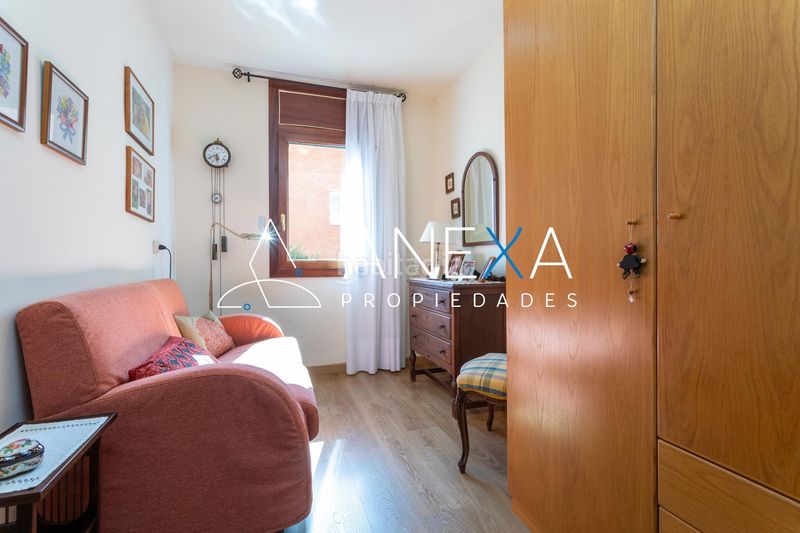 Foto 479a5db5-2be3-4ba8-a7ae-9b993fda9638. Casa adossada amb aparcament a Centre Sant Just Desvern