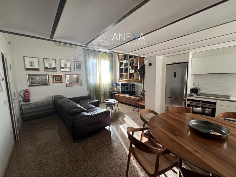Foto 038d0b16-ff95-4667-a833-4f454778cb32. Estudio dreta eixample estudio diseñado como vivienda en Barcelona