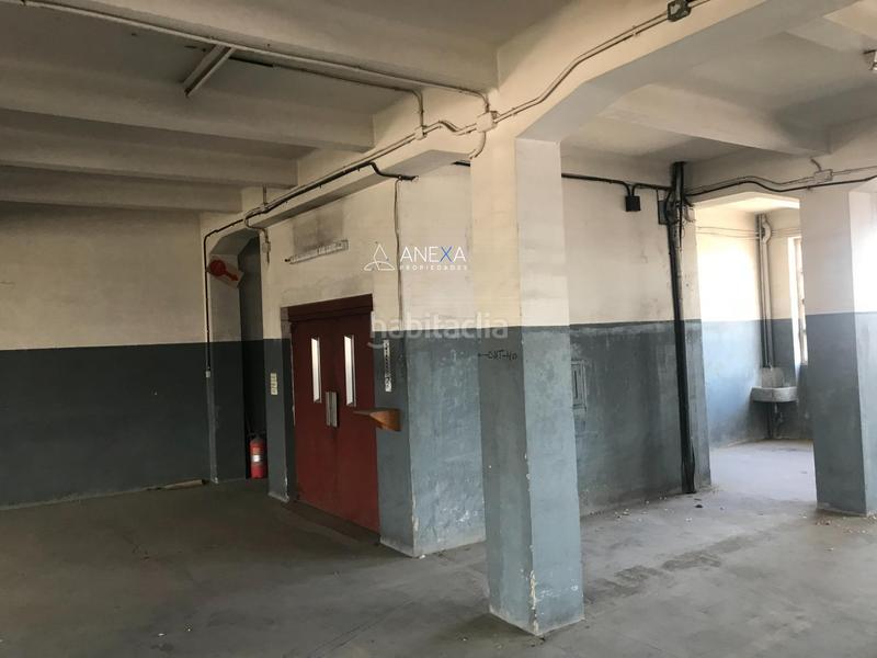 Foto fbce2621-c75b-450c-a697-af16d977e26a. Edificio en Provençals del Poblenou Barcelona