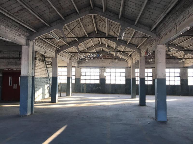 Foto d8dc6f13-b37d-4b29-ab16-42b8a2672c03. Gebäude in Provençals del Poblenou Barcelona