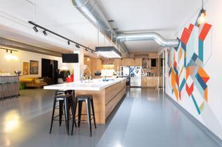 Business premise in Carrer Carrer de Llull, 105