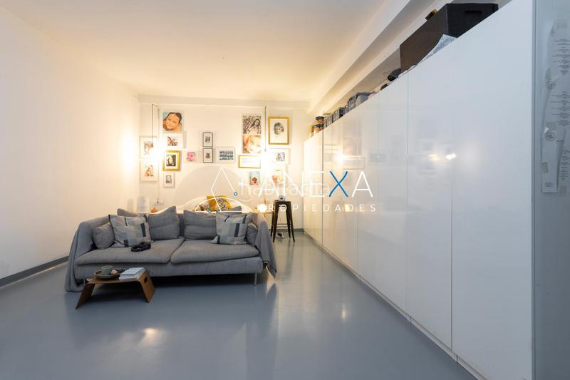 Foto 7b9a23bc-611e-46d0-b0b4-ae38a75a37e4. Local comercial en Poblenou Barcelona