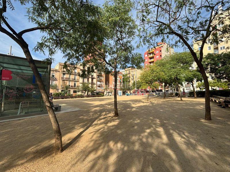 Foto 615670e8-098b-46aa-b37c-191948c9299e. Local comercial a Vila de Gràcia Barcelona