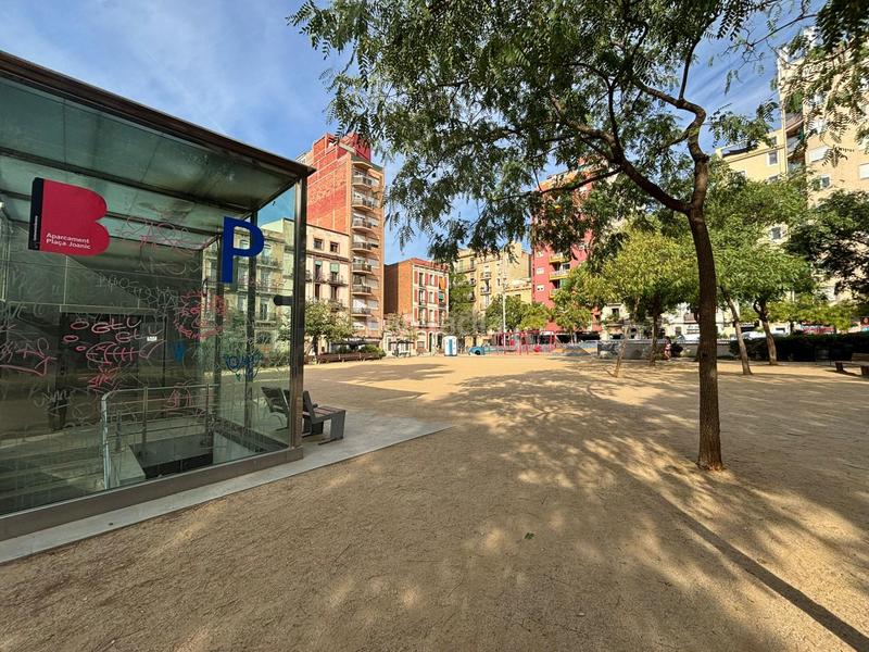 Foto fed0c92b-e71f-4eda-b70f-127fc96ff915. Locale commerciale in Vila de Gràcia Barcelona