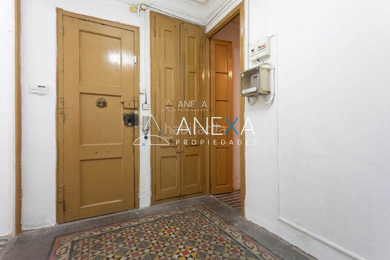 Foto 1101eefe-2f46-4d0f-9b18-b6f54a64886a. Piso en Sants Barcelona