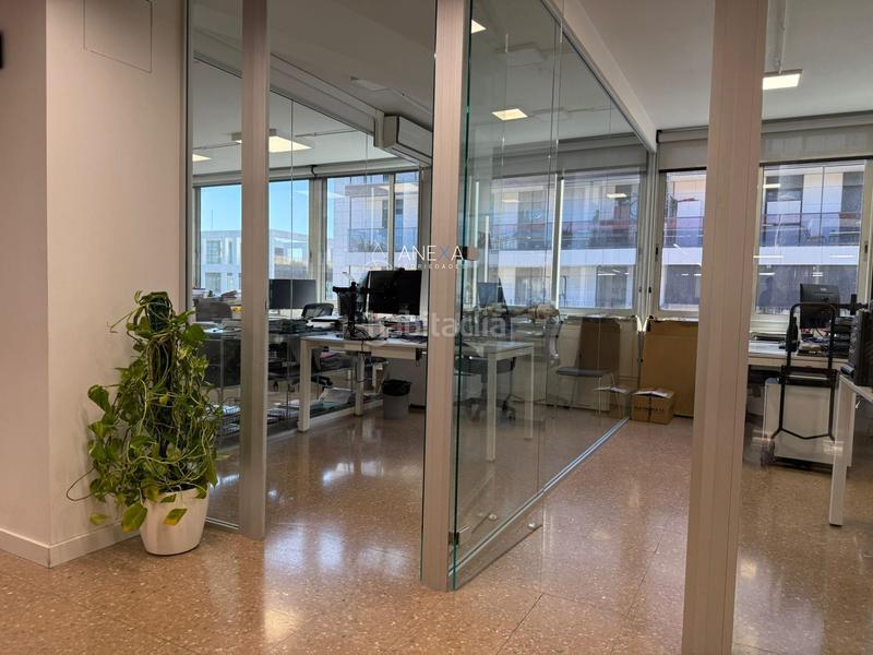 Foto a5a81cda-6797-4411-80f6-fbc390b44489. Miete büro in El Parc i la Llacuna del Poblenou Barcelona