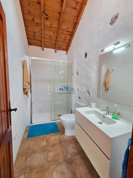 Foto fa4db63d-22cf-4783-a164-d9e7a1ecbae1. Casa amb aparcament a Tanque (El)