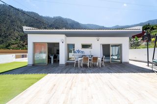 Maison à El Bebedero - Pinolere - Aguamansa. Chalet independiente en venta