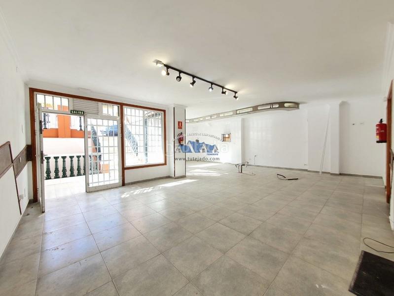 Foto a391ab91-9dd0-4a13-a488-10e2b23441c5. Alquiler local comercial local céntrico en alquiler. en Santa Úrsula