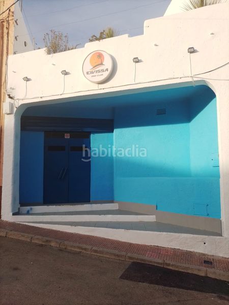 Foto 692599dc-5213-48ac-abbe-b29ad235ed3b. Traspàs local comercial a Alcanar