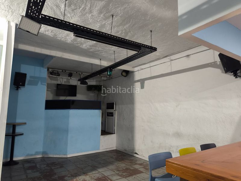 Foto f899c316-c7ba-4ca3-a0ff-e6013027327b. Traspàs local comercial a Alcanar