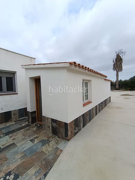 Foto 166b3486-8b64-4a57-8133-b987c47d0ca0. Casa amb aparcament a Deltebre