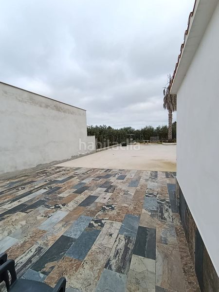 Foto af85d160-abb5-4432-ba43-940c4cffbd6c. Casa amb aparcament a Deltebre