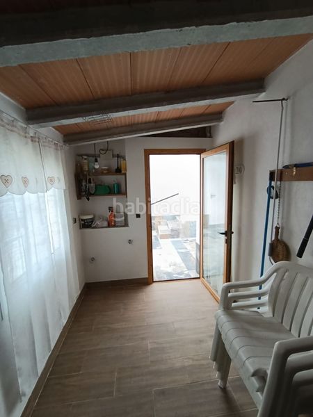 Foto c3fd6763-1aea-4cf1-ba53-0f8d721f1e93. Casa amb aparcament a Deltebre