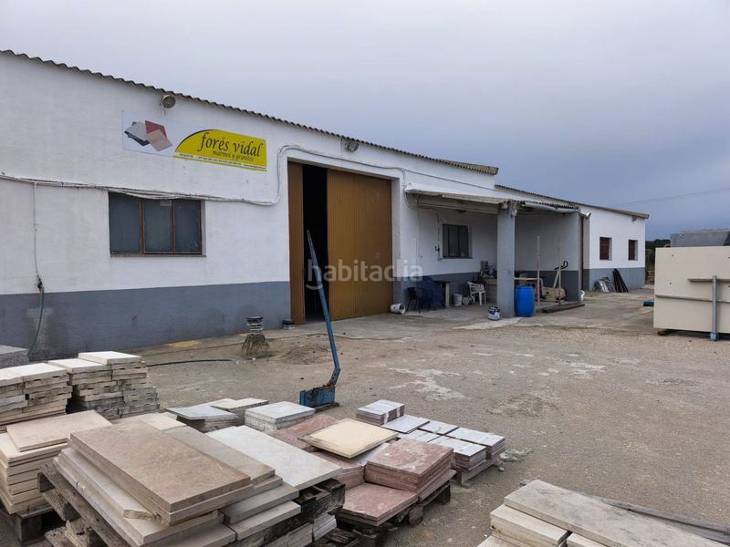 Foto 89707e91-ac43-4e7c-b993-d0dc0f893015. Nave industrial  en venta , 2 dormitorios. en Roquetes