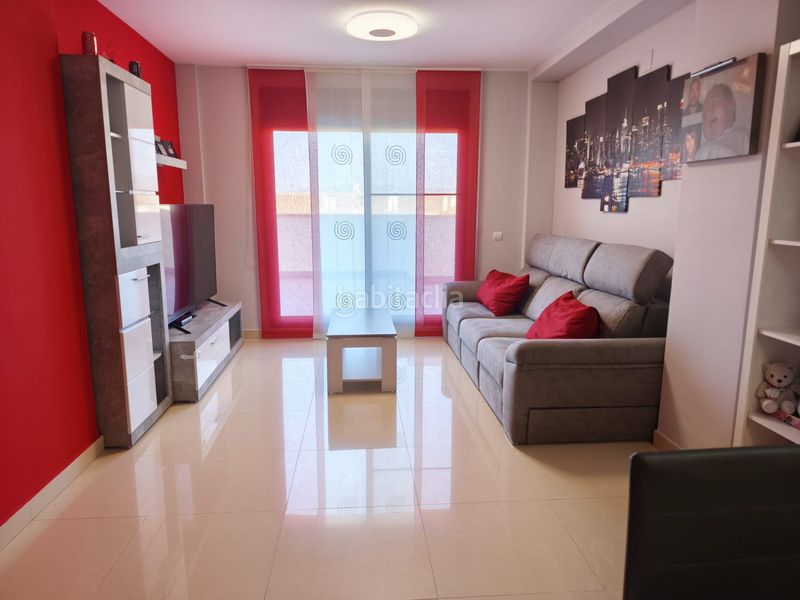 Foto 592973a6-a6bd-4fc9-a4d5-522e24d713a1. Àtic a trenta i dos 8 a Camarles