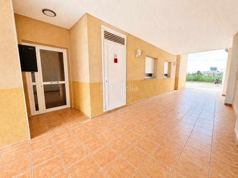 Foto bfad90f2-4a51-4125-b854-f333e07cd4b8. Pis amb aparcament a Deltebre