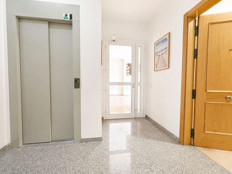Foto c7c09dcc-21f2-4e85-86fd-012ea72f001d. Pis amb aparcament a Deltebre