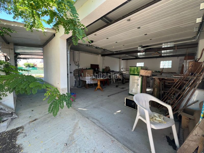 Foto ac73b01d-de15-4305-b457-f3c6a6e39978. Casa amb aparcament a Deltebre
