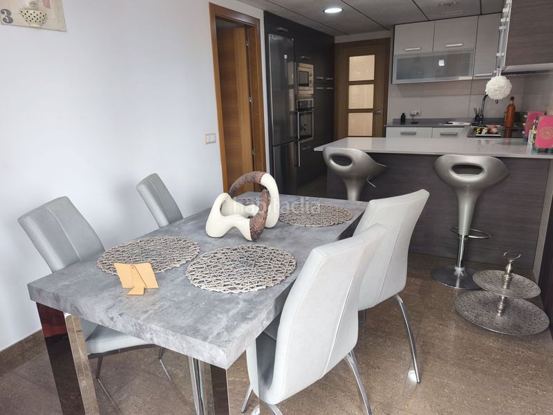 Foto e3bb26c7-74cc-4988-9942-b71a5781d05d. Casa amb calefacció aparcament a Santa Bàrbara