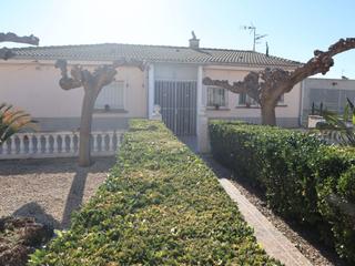 Xalet  Nuestra señora de l`assumpció. Chalet en venta en deltebre, 4 dormitorios.