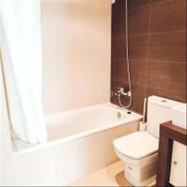 Foto c4db4152-71c9-4d3e-8646-e98e15a5cbbf. Alquiler piso  en alquiler , 3 dormitorios. en Deltebre