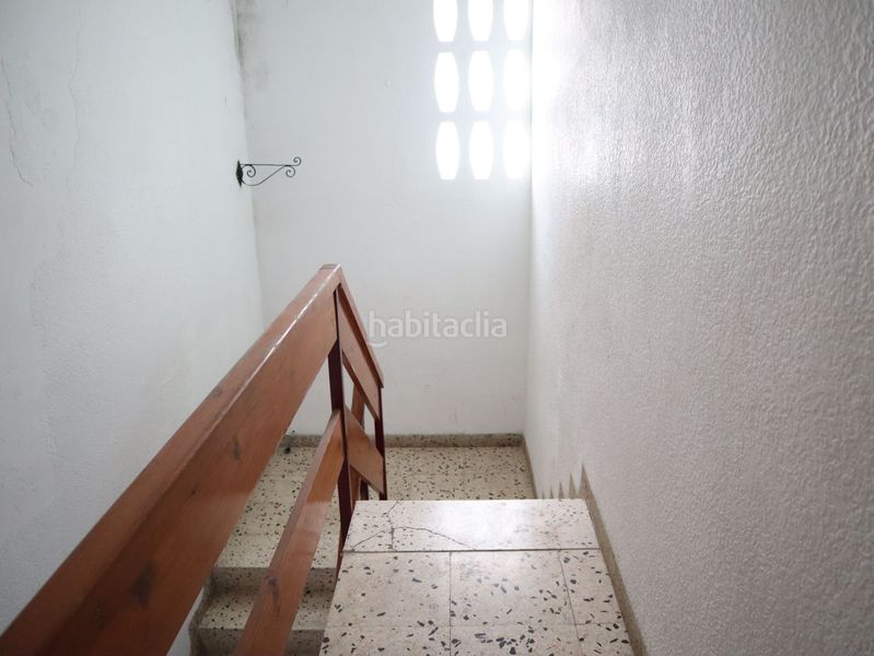 Foto c48213af-b3ef-45f6-87d0-a2575dbab2c9. Casa amb calefacció aparcament a Deltebre