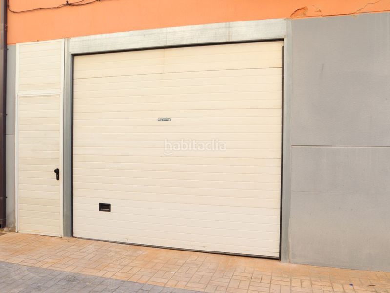 Foto 5646f5ad-b1ce-4cf0-b512-e058bc911993. Rent duplex with heating parking in Sant Jaume d´Enveja