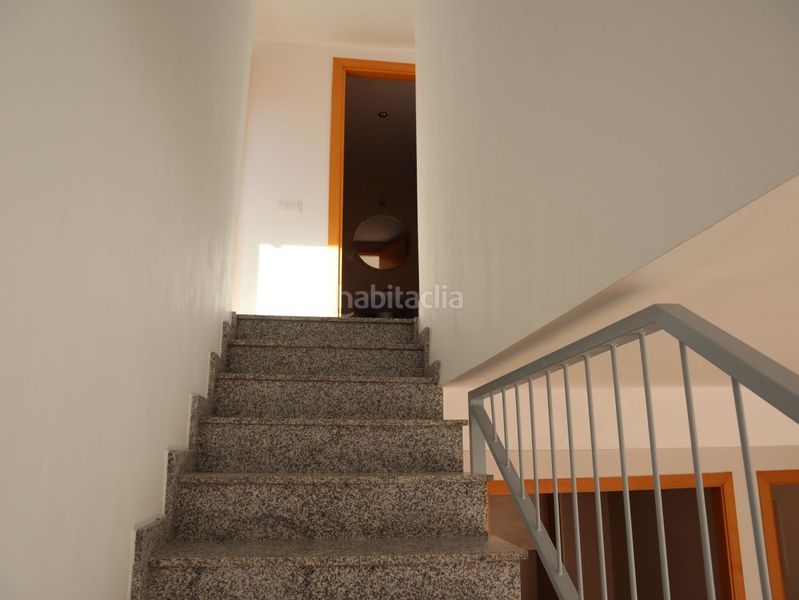 Foto 703b78ae-fe31-4e77-aab5-cd7a4d38b84d. Rent duplex with heating parking in Sant Jaume d´Enveja