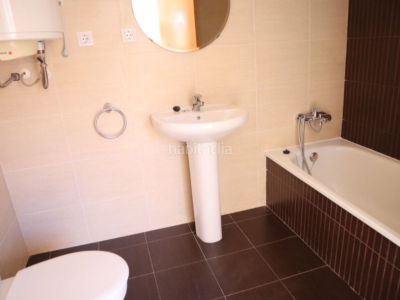 Foto 72109e68-d10b-4e49-9f3b-2eb5d6ec3f02. Rent duplex with heating parking in Sant Jaume d´Enveja