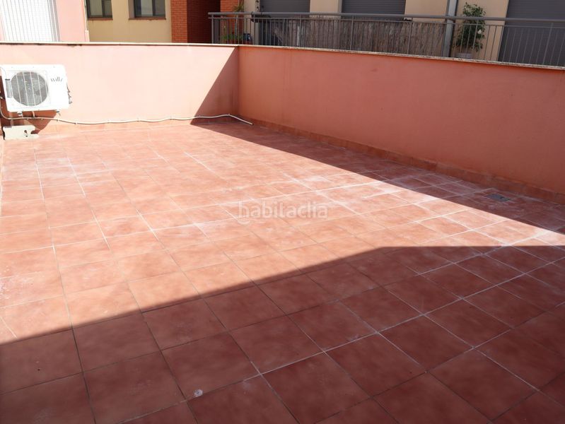 Foto 7fc76d71-6fe1-48e8-a465-f74a760498e5. Rent duplex with heating parking in Sant Jaume d´Enveja
