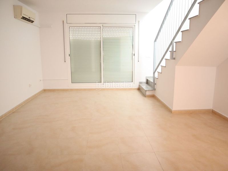 Foto cc22abfa-0336-49e2-b0f6-ad1e2452e6c6. Rent duplex with heating parking in Sant Jaume d´Enveja