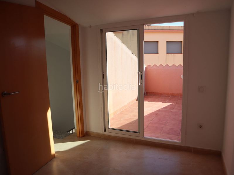 Foto f8221660-4414-47ec-b65c-5c2d33de5e46. Rent duplex with heating parking in Sant Jaume d´Enveja