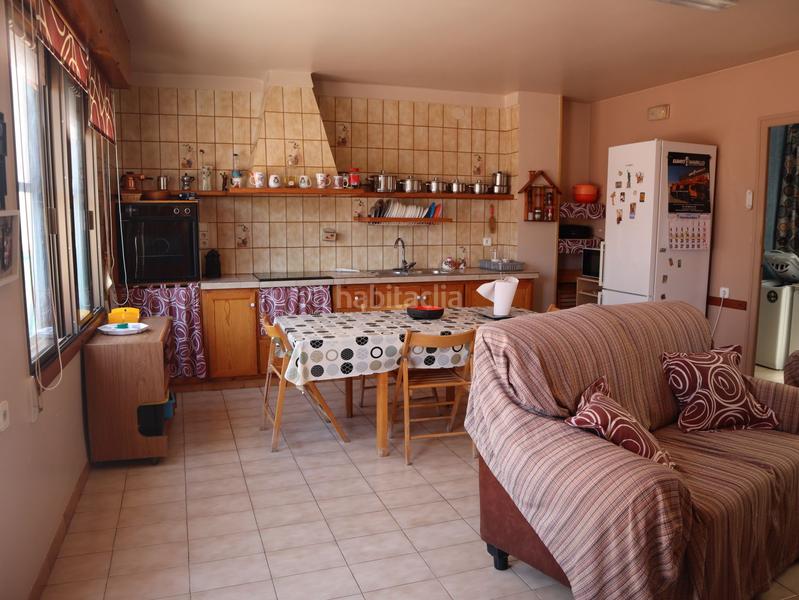 Foto 494b2015-1dba-4082-9b0b-7b69ae10f11d. Casa amb calefacció aparcament a Centre Sant Carles de la Ràpita