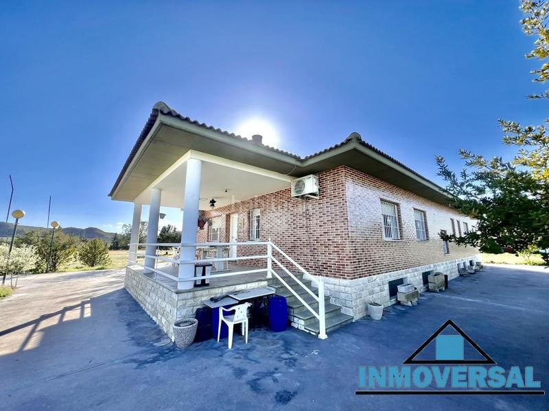 Foto f140ad3f-b58b-4341-add9-1e0dd6c739e7. Bauernhof mit heizung parking in Burgo de Ebro (El)