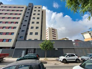 Lloguer Local Comercial  Calle jandula. Locl comercial en pineda parque (bami).
