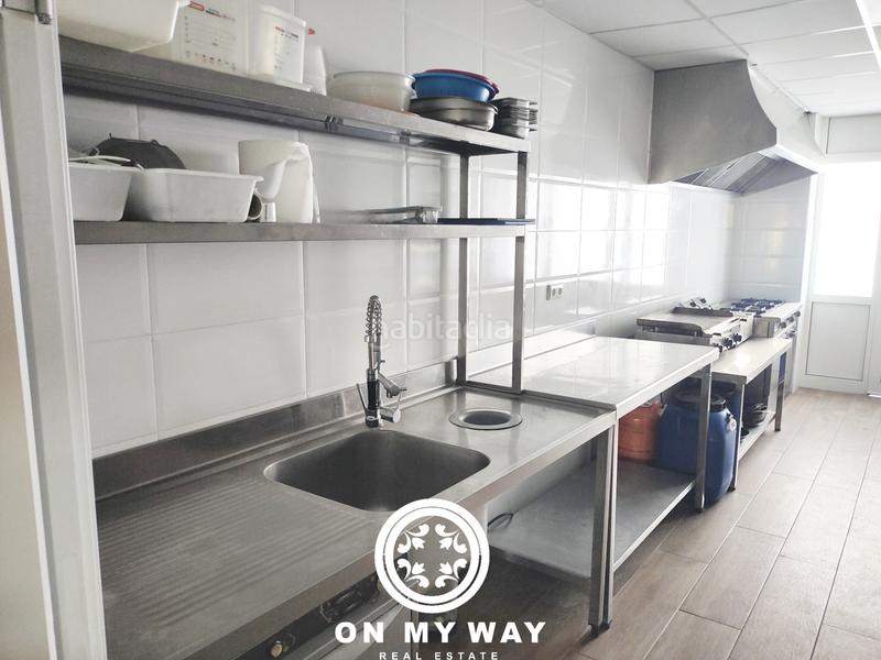 Foto c41502a6-a1d3-4c7b-8967-5ecac46a15ae. Transfer business premise in Malilla Valencia