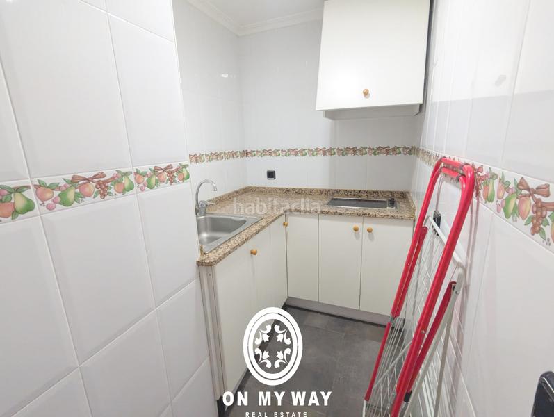 Foto 7f462cc6-63b6-4659-ba9f-431090fac1e6. Transfer business premise with heating in Malilla Valencia