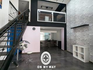 Traspaso Local Comercial en Malilla. Excelente local - con cocina y ducha - gran potencial -