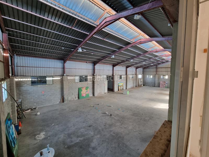 Foto f2e6fdc1-39cc-426d-af19-0d11a4246e51. Capannone industriale in camino entrepinos c 15 in Aspe