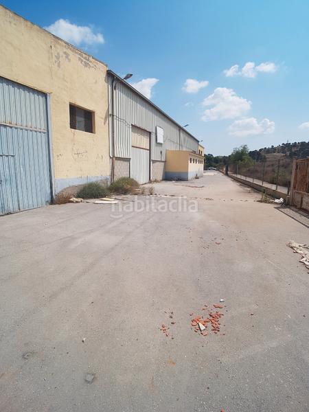 Foto 6bf870df-c861-45cb-a4a1-31f566651020. Capannone industriale in camino entrepinos b 26 in Aspe