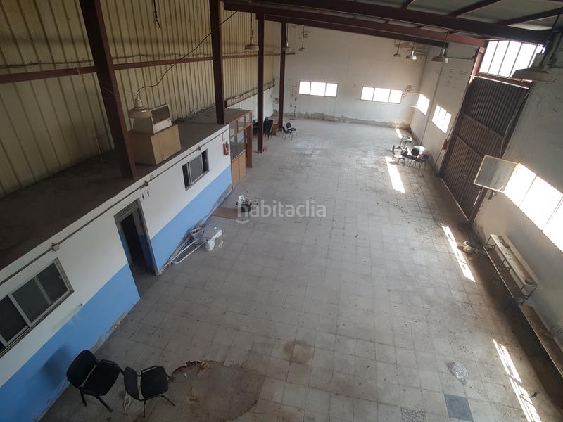 Foto b7337d9e-de10-4db7-a51d-03a35ea330ed. Capannone industriale in camino entrepinos b 26 in Aspe