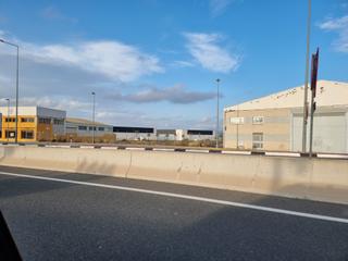 Solar industrial a N/a. Solar 4.950 m2 con gran visibilidad