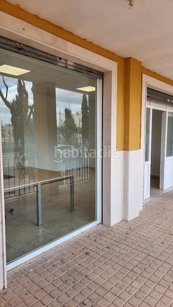 Foto 74cc68c6-551e-4b94-8543-ef6bf04c945f. Location local commercial dans calle jaime i 117 dans Aspe