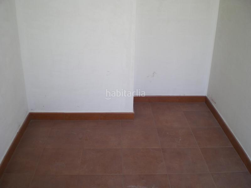 Foto 0339b7d8-ac7b-4a94-aa5e-cbfabd265a91. Alquiler piso en calle ruperto chapi 20 residencial en alquiler larga temporada siete años en Daya Nueva