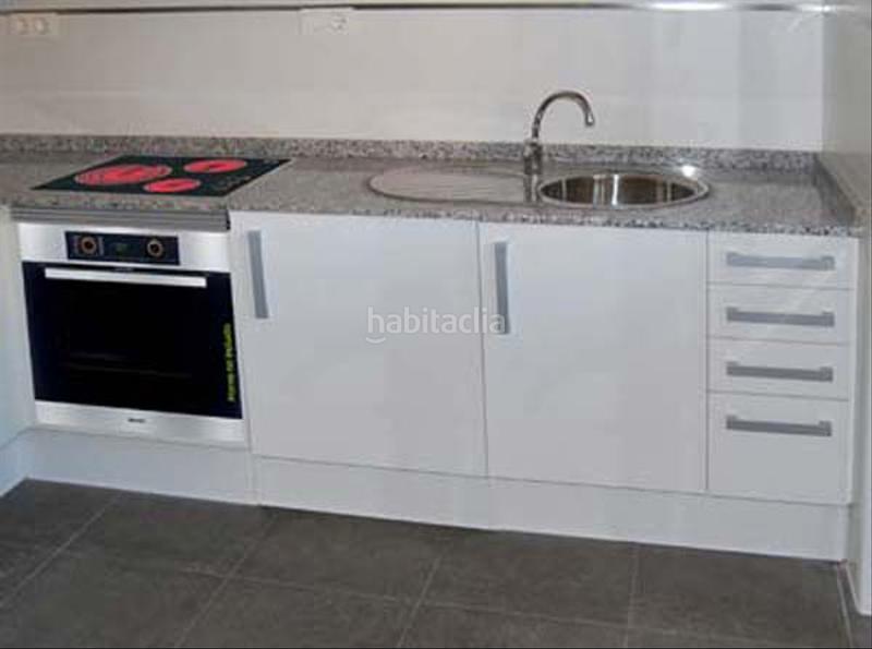 Foto adea93f8-5e73-445e-ba86-6d58b619c64a. Alquiler piso en calle ruperto chapi 20 residencial en alquiler larga temporada siete años en Daya Nueva